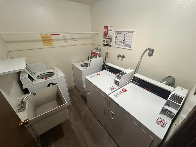 $89,900 | 5253 North Lovers Lane Road, Unit 204, Milwaukee, WI 53225