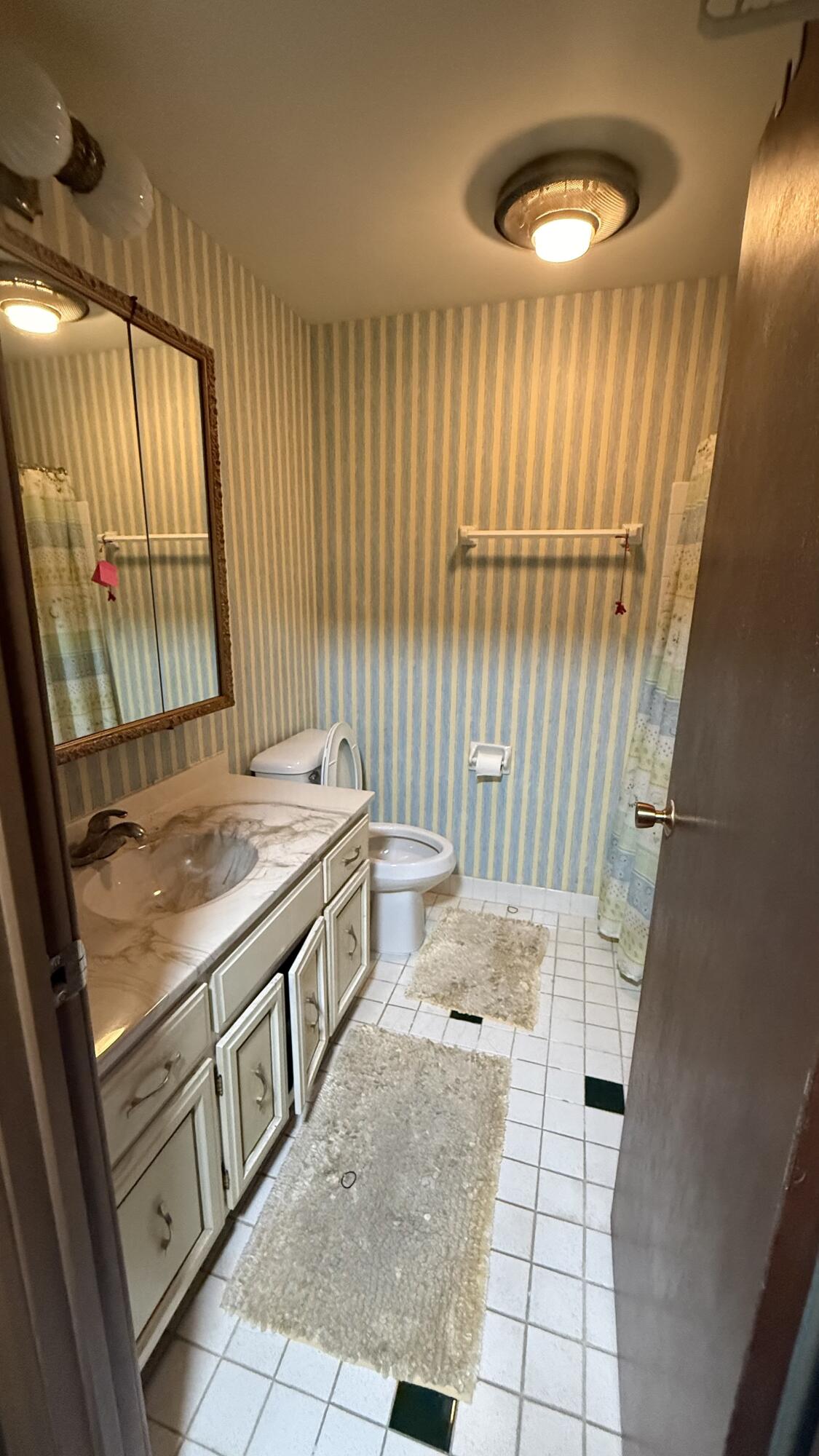 5253 North Lovers Lane Road, Unit 204 Milwaukee, WI 53225 - Photo 7 of 22 IMG_3734