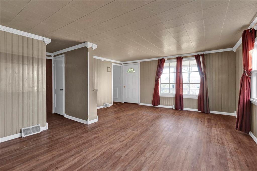 795 Tuscarawas Road Beaver, PA 15009 - Photo 8 of 25 Gallery Image 8