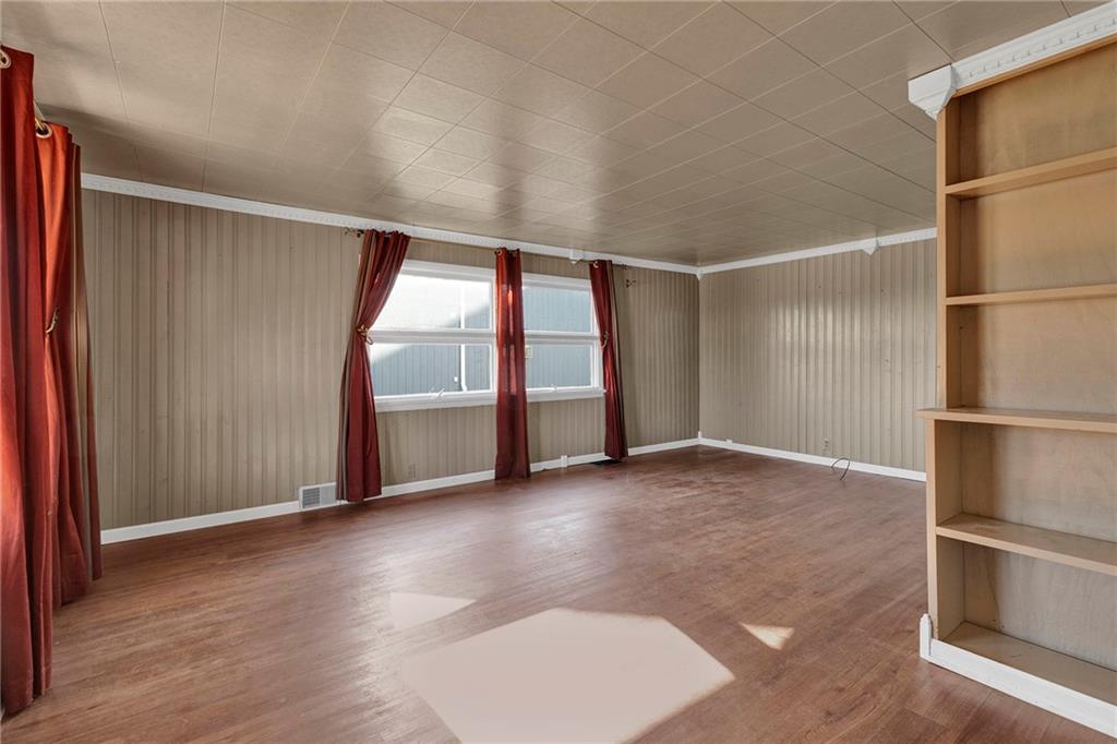 795 Tuscarawas Road Beaver, PA 15009 - Photo 9 of 25 Gallery Image 9