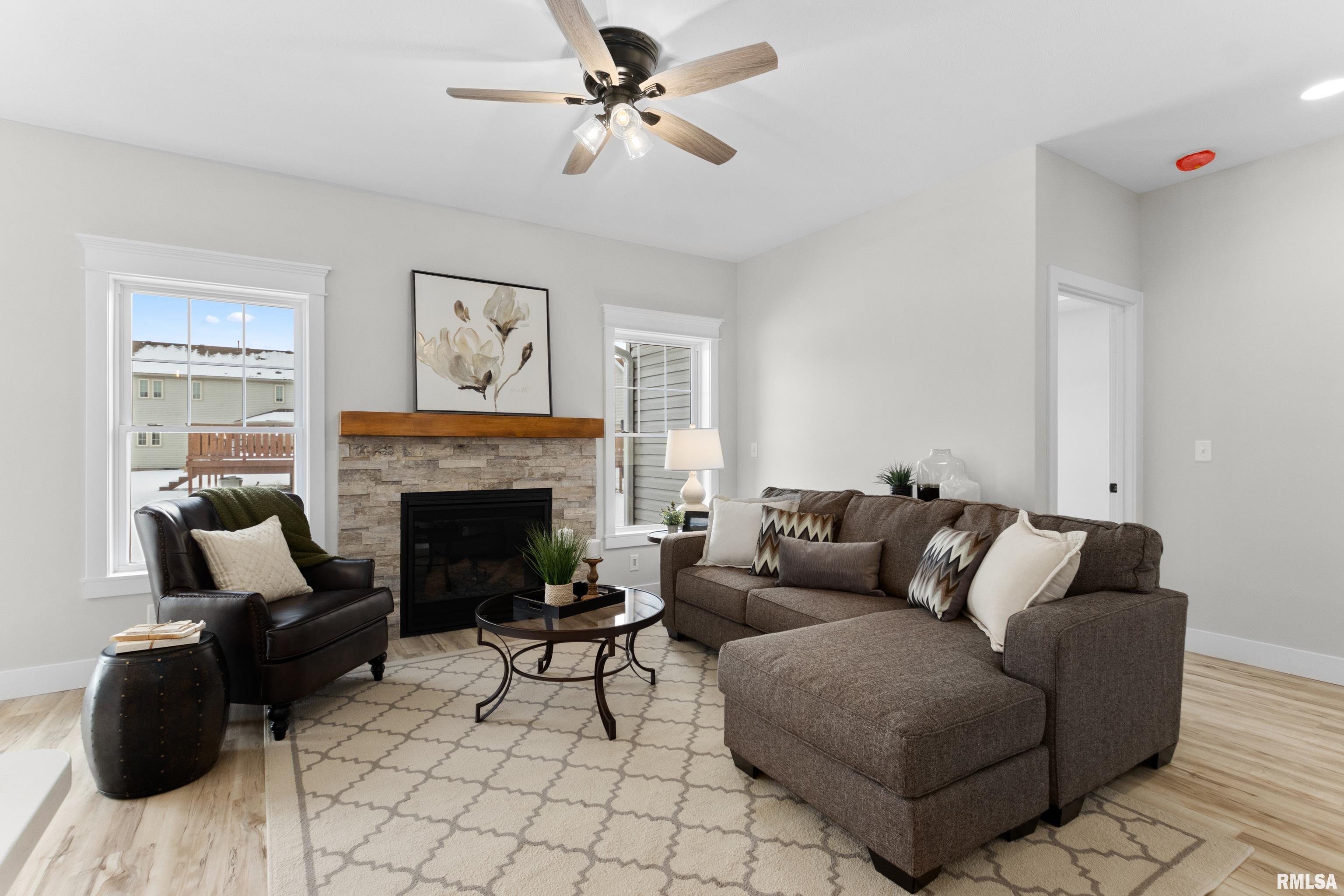 1604 Remington Road Pekin, IL 61554 - Photo 11 of 36 Gallery Image 11