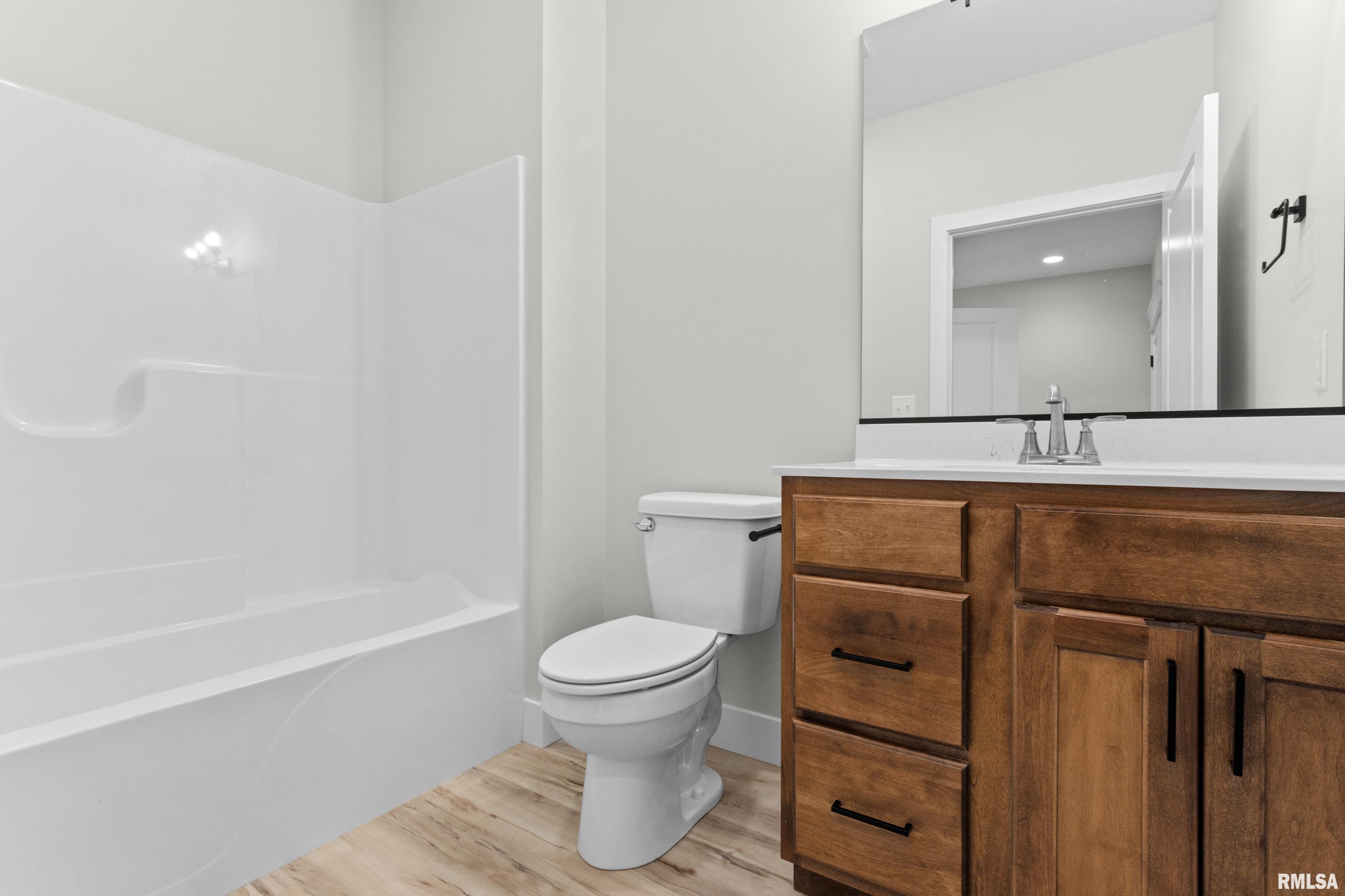 1604 Remington Road Pekin, IL 61554 - Photo 31 of 36 Gallery Image 31