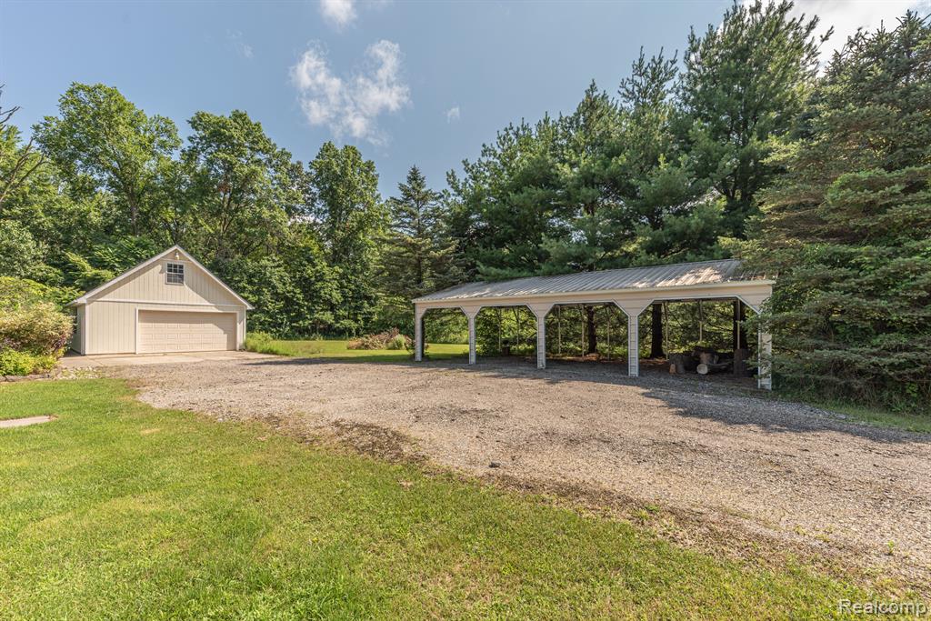 12050 Grames Road Milan, MI 48160 - Photo 2 of 37