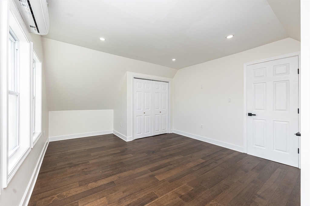 40 Devon Street, Unit 3 Boston, MA 02121 - Photo 14 of 23