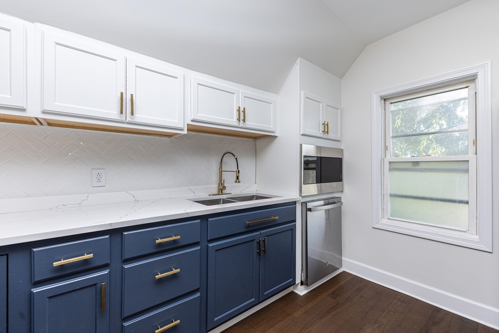 40 Devon Street, Unit 3 Boston, MA 02121 - Photo 7 of 23