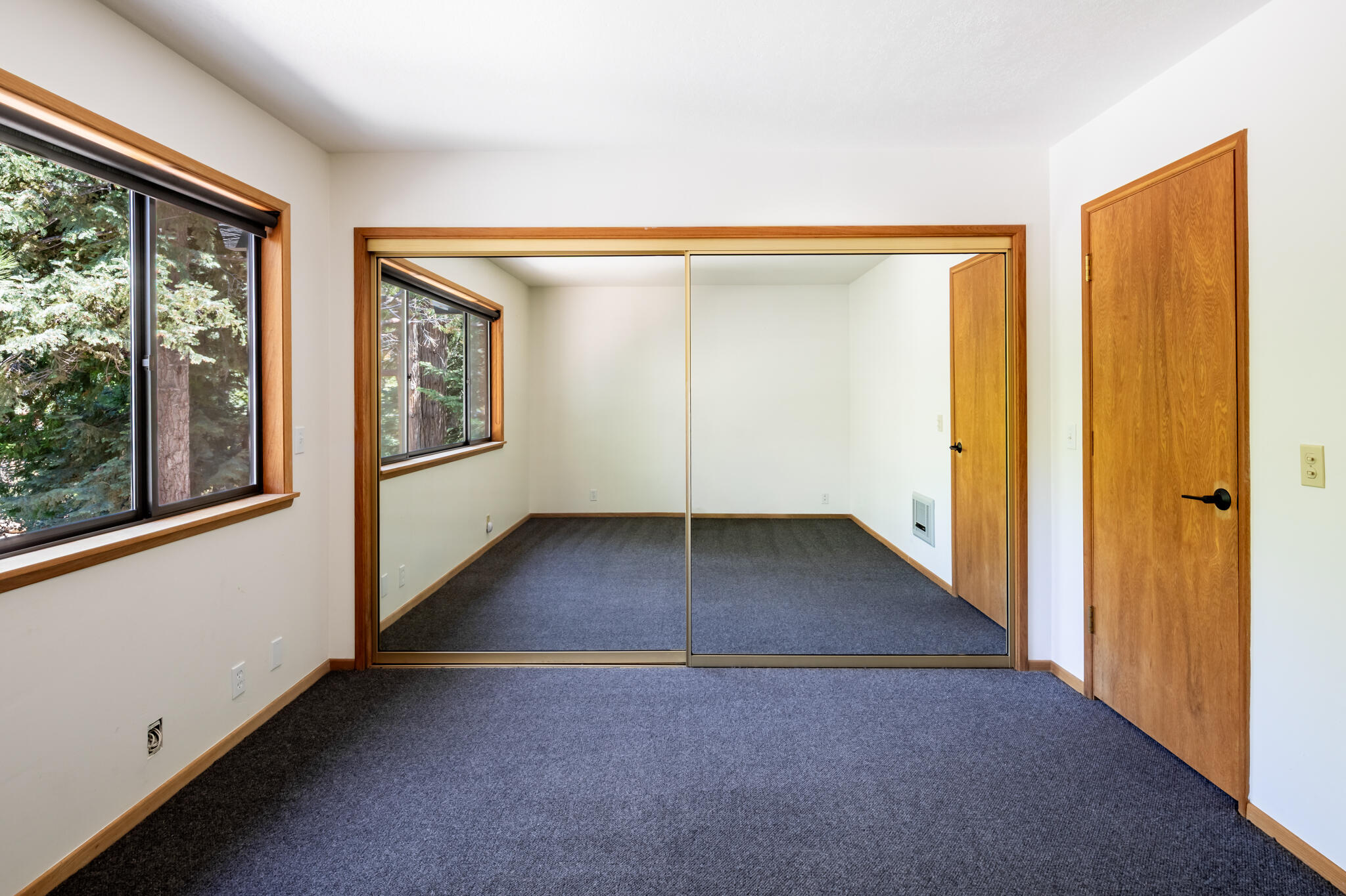 24752 Fern Valley Road Idyllwild, CA 92549 - Photo 28 of 35 an empty room with windows