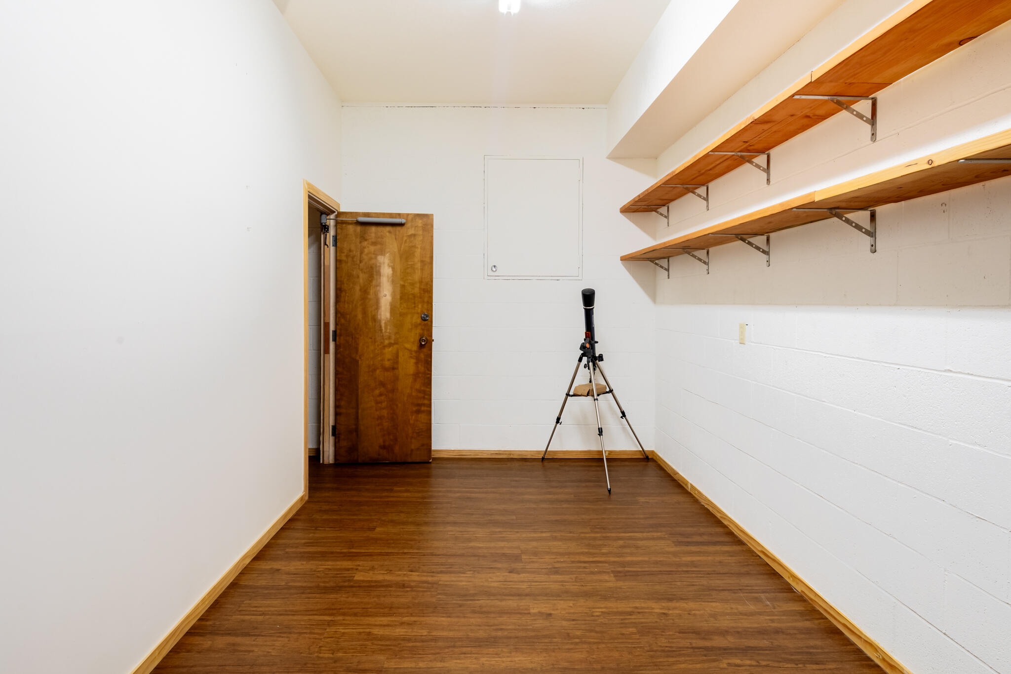 24752 Fern Valley Road Idyllwild, CA 92549 - Photo 30 of 35 a view of an entryway with wooden floor
