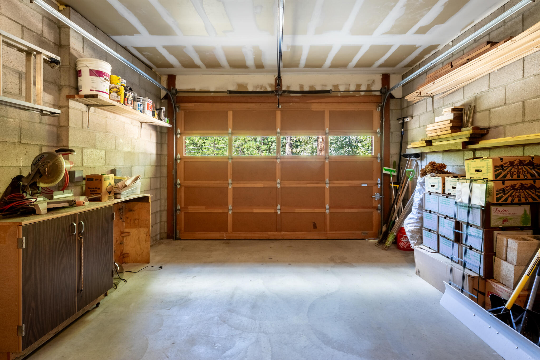 24752 Fern Valley Road Idyllwild, CA 92549 - Photo 35 of 35 a view of empty room with wooden floor and windows