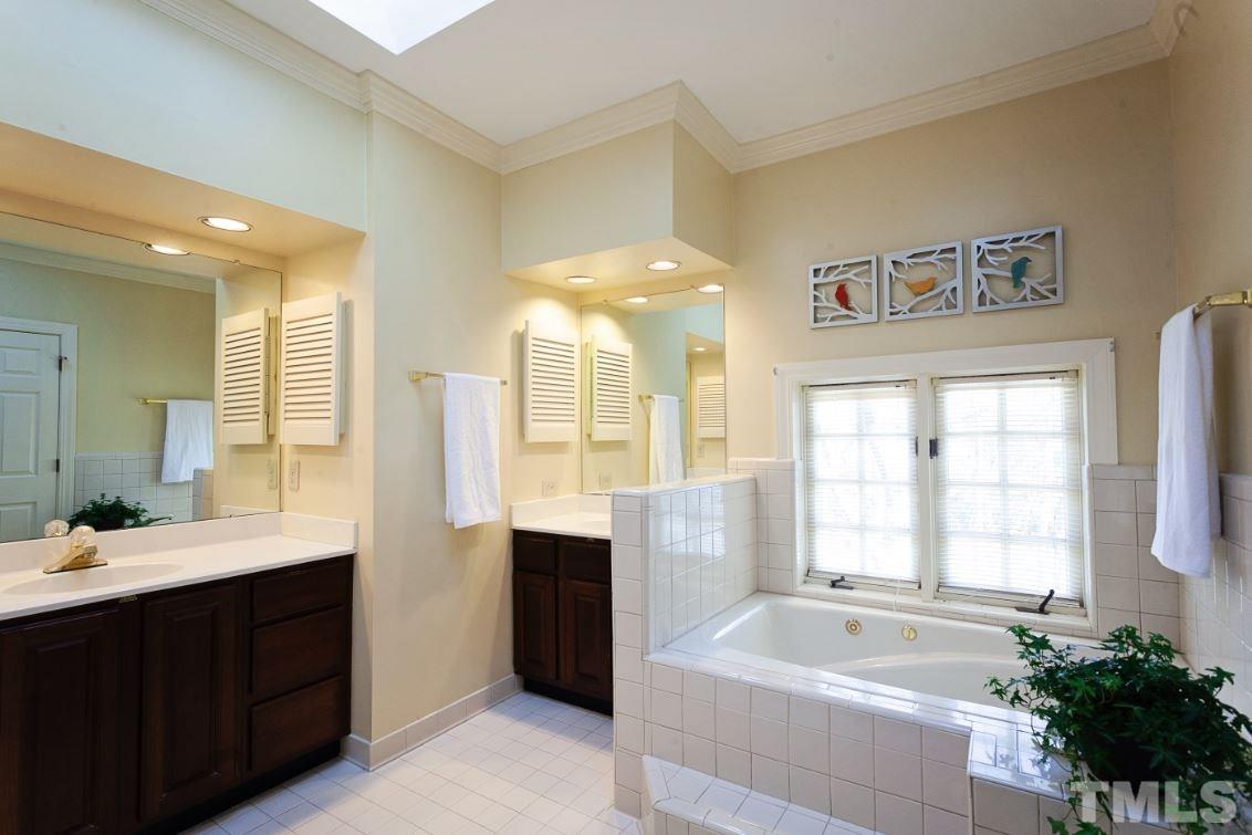 4116 Colville Road Durham, NC 27707 - Photo 16 of 28 Gallery Image 16