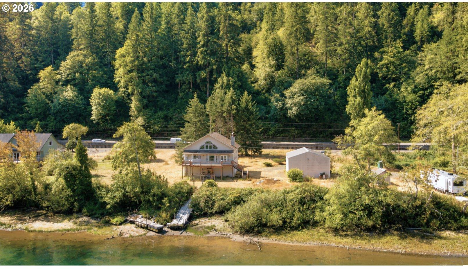41515 Highway 38 Reedsport, OR 97467 - Photo 4 of 27 Gallery Image 4
