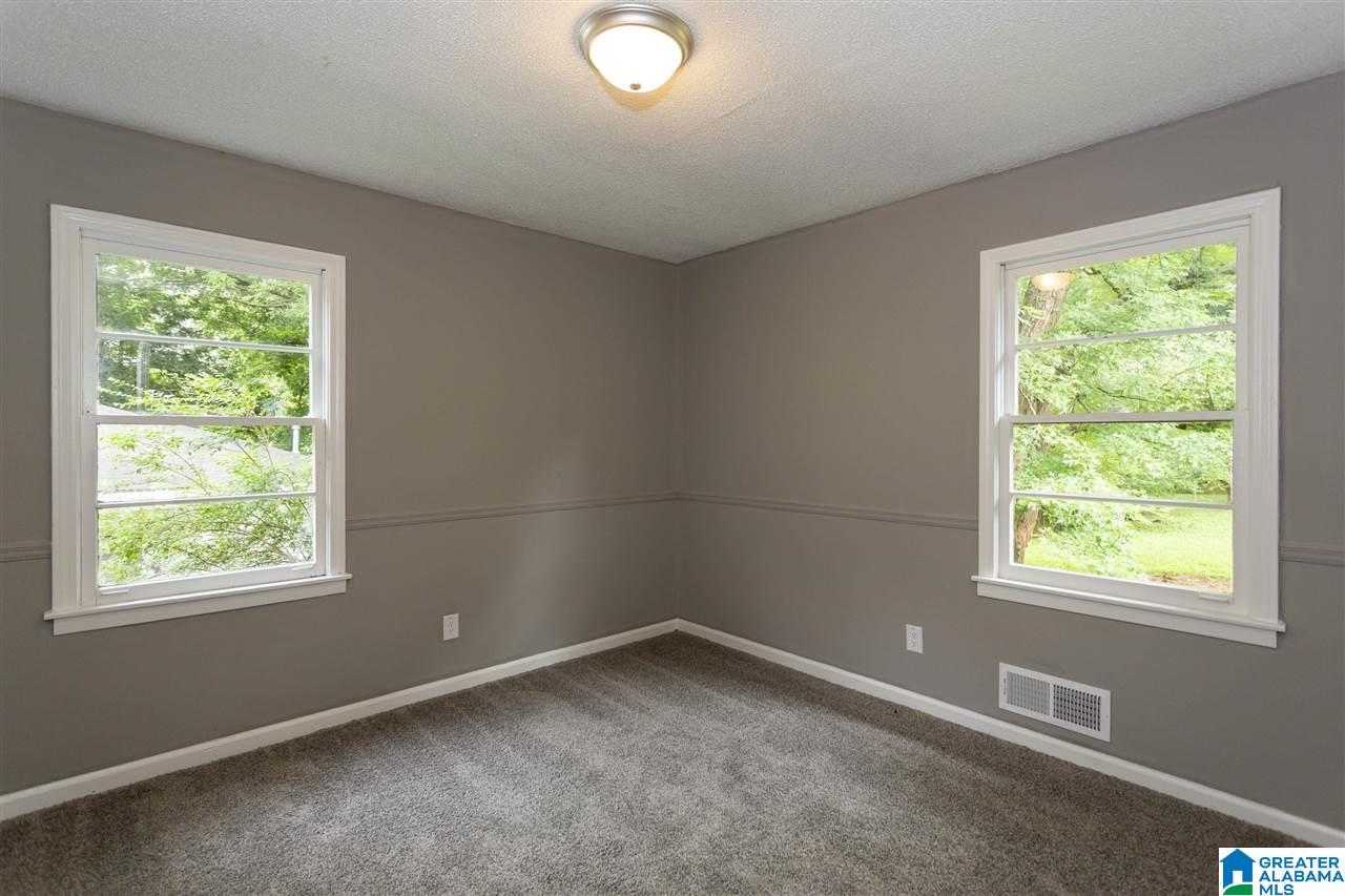413 20th Avenue Northeast Center Point, AL 35215 - Photo 9 of 12 Gallery Image 9