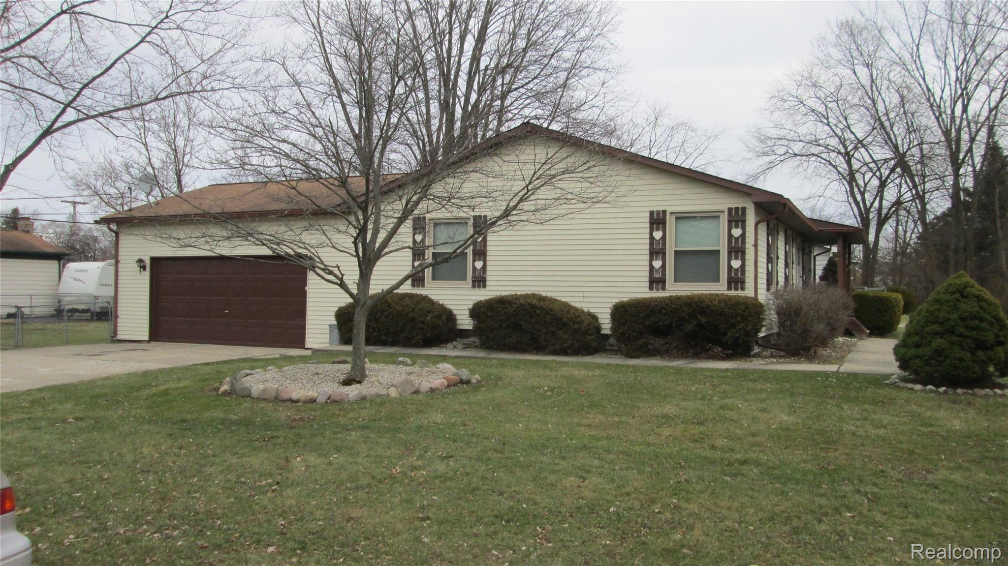 1690 South Boulevard West Rochester, MI 48309 - Photo 4 of 24 IMG_1919.JPG
