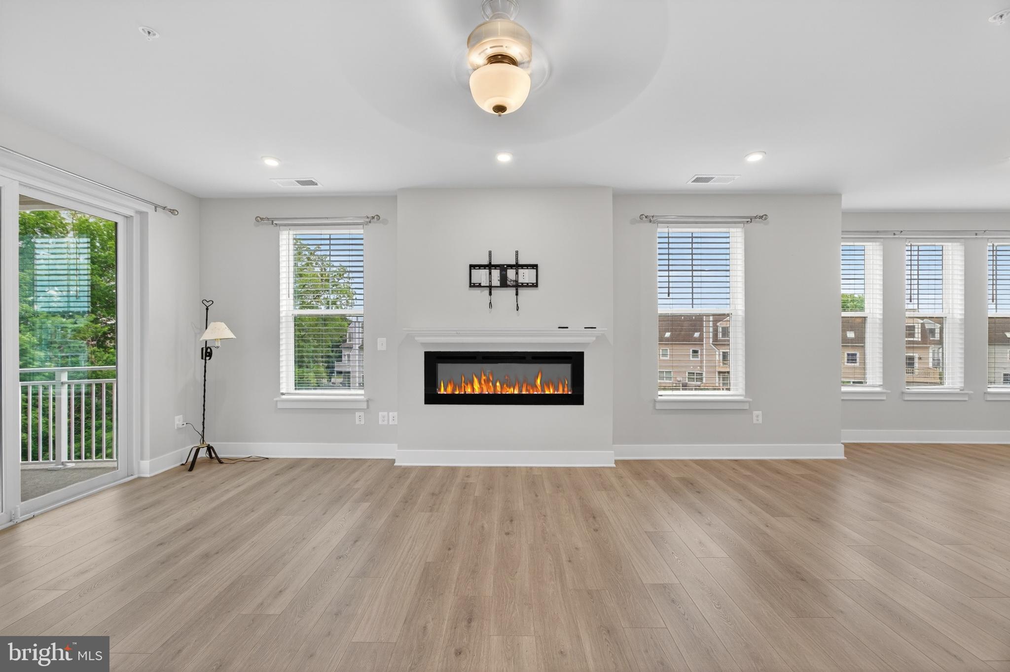 212 Switchgrass Way, Unit 34 Chester, MD 21619 - Photo 4 of 40