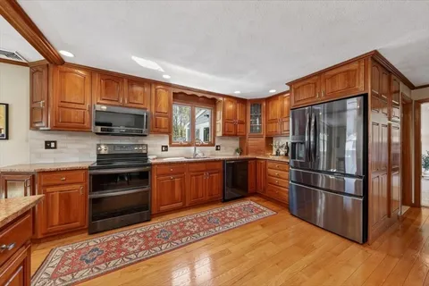 $999,000 | 111 Barstow Drive, Braintree, MA 02184