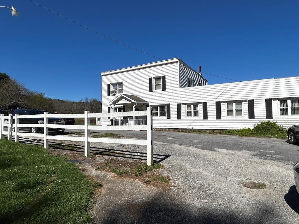 9849 Ivanhoe Road Ivanhoe, VA 24350 - Photo 1 of 31 Gallery Image 1