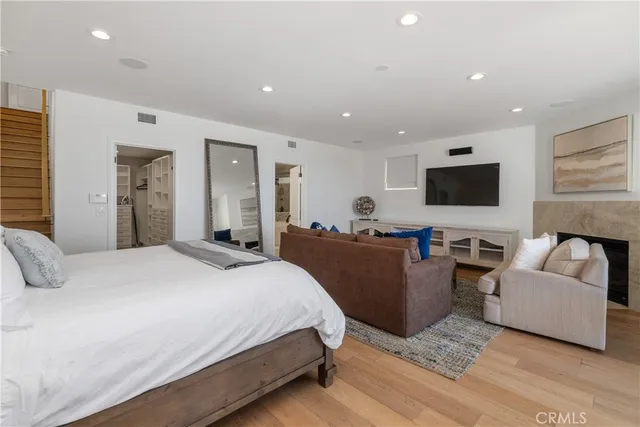 $25,000 | 4314 The Strand, Manhattan Beach, CA 90266