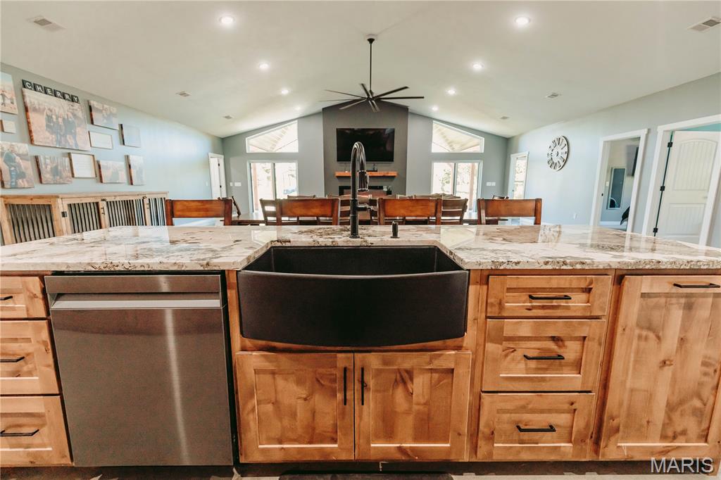 15135 Highway 28 Dixon, MO 65459 - Photo 19 of 83