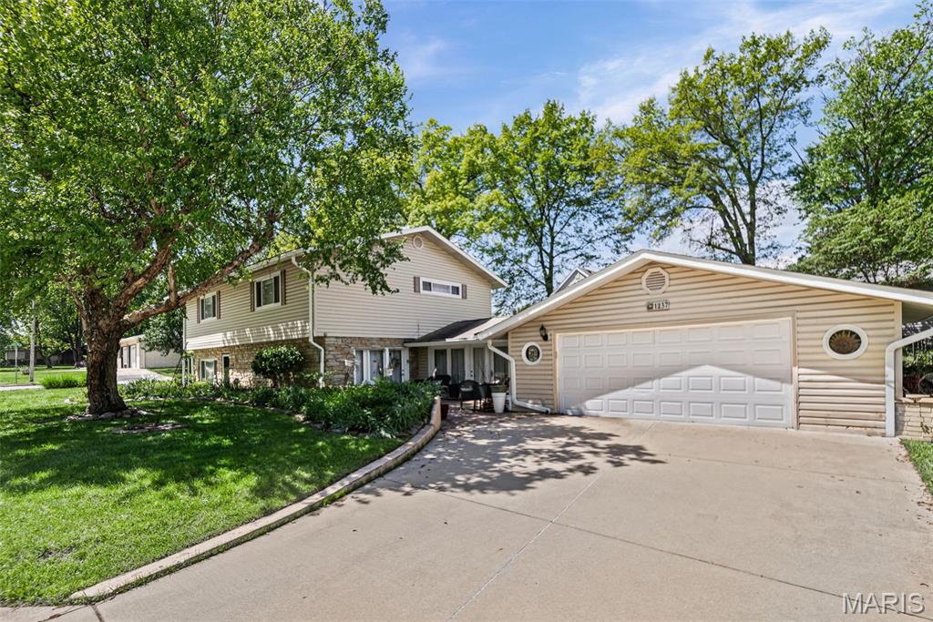 1237 Gerber Road Edwardsville, IL 62025 - Photo 3 of 38 Gallery Image 3