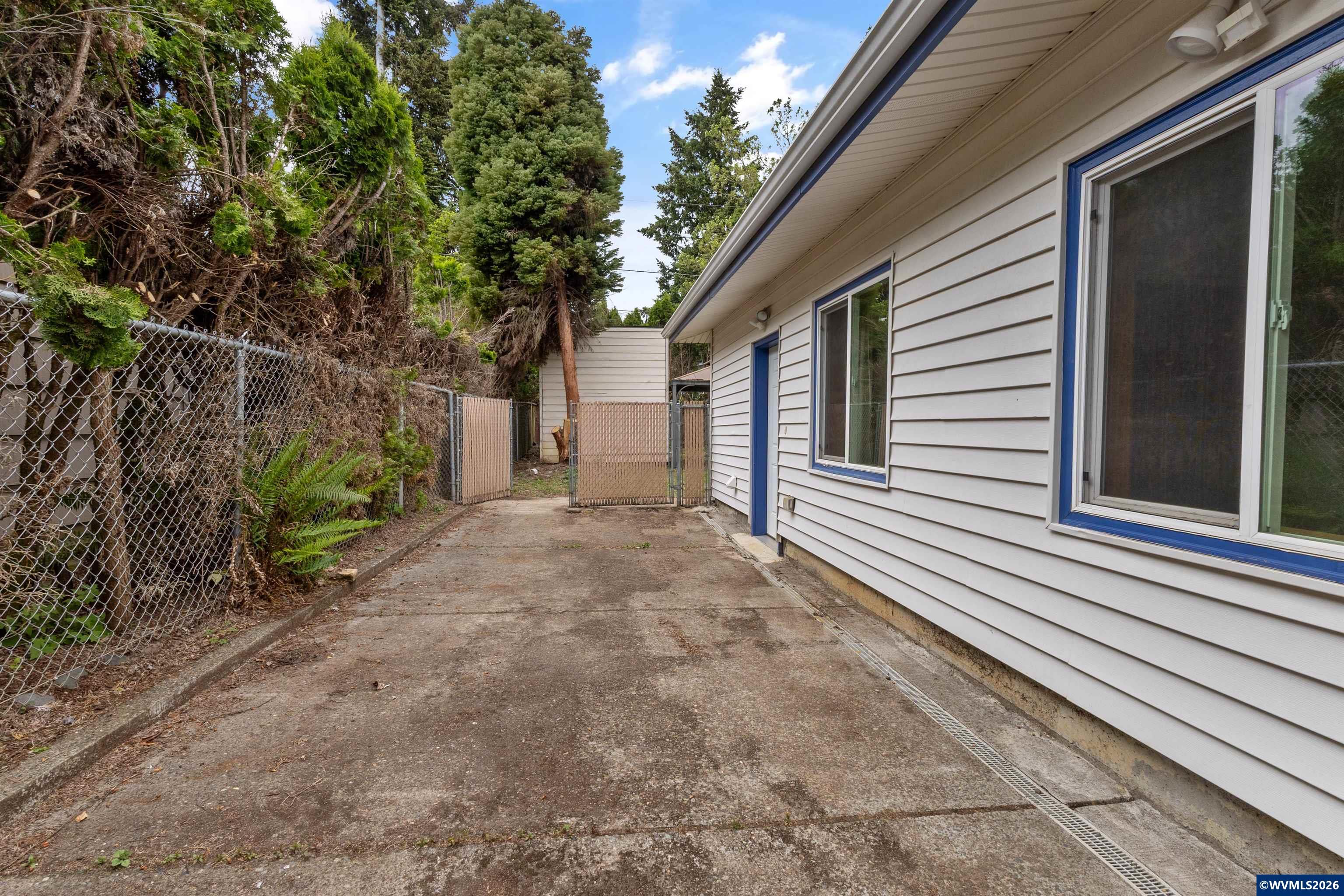 4775 Gardner Road Southeast Salem, OR 97302 - Photo 35 of 37