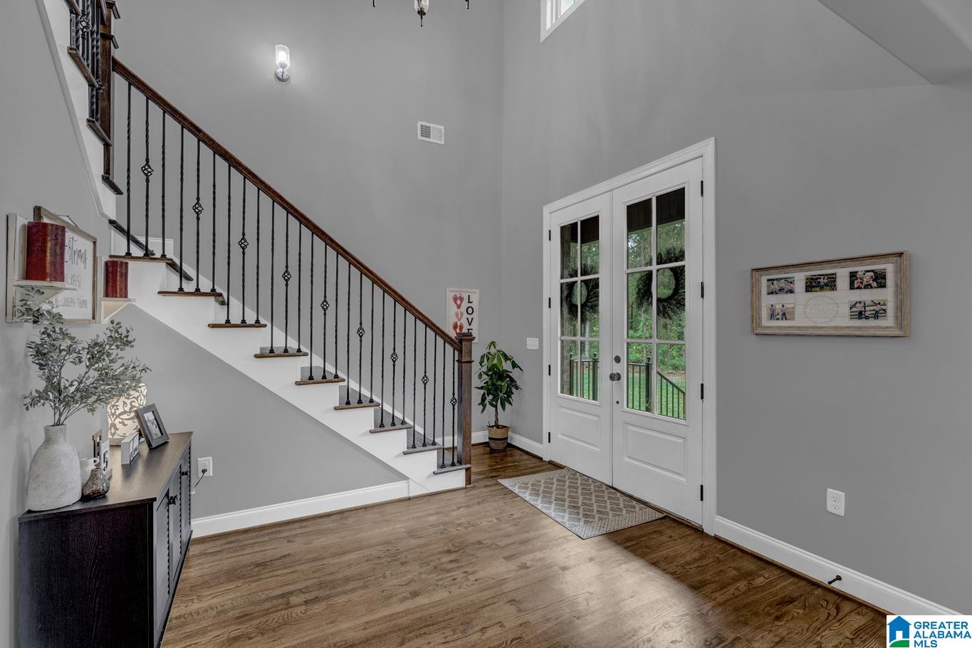185 Cornerstone Circle Calera, AL 35040 - Photo 5 of 68