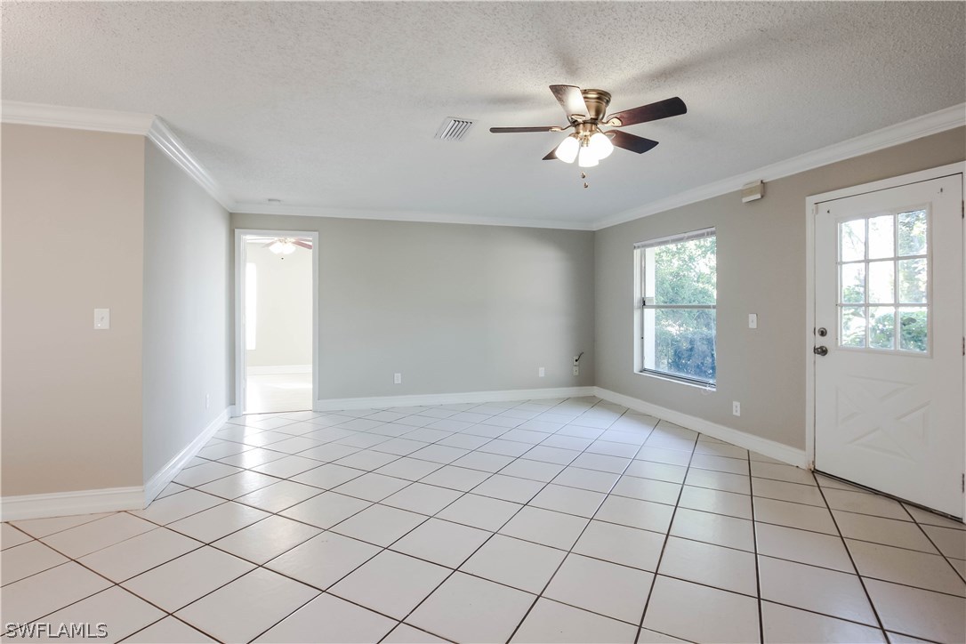 9188 Hamlin Road East Fort Myers, FL 33967 - Photo 4 of 15 Gallery Image 4