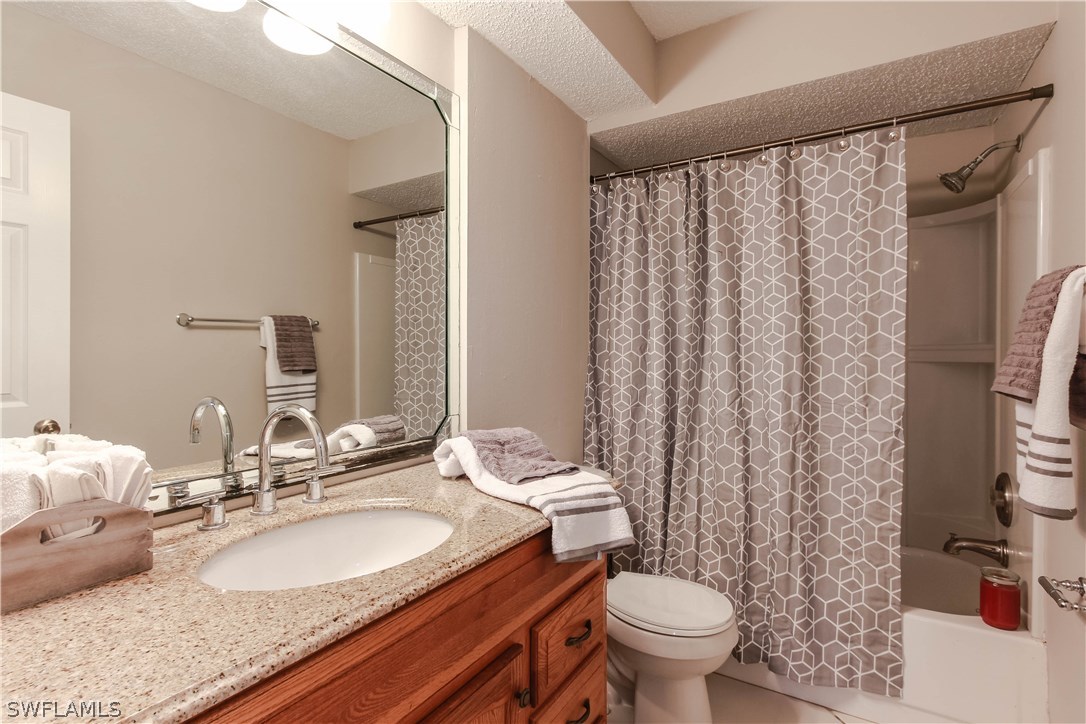 9188 Hamlin Road East Fort Myers, FL 33967 - Photo 7 of 15 Gallery Image 7
