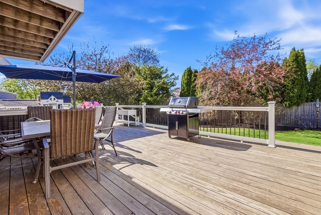 17 Stafford Road Danvers, MA 01923 - Photo 40 of 42