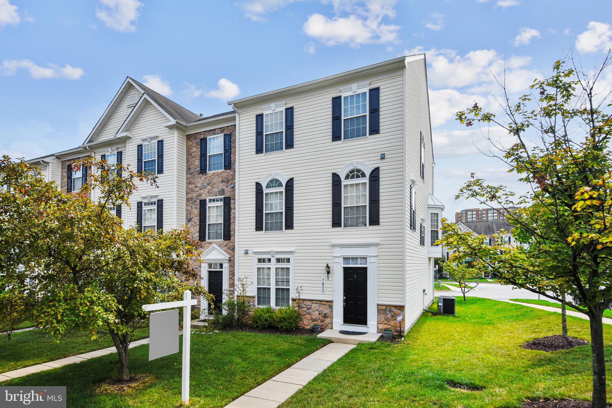 7652 Sandhurst Lane Hanover, MD 21076 - Photo 1 of 57