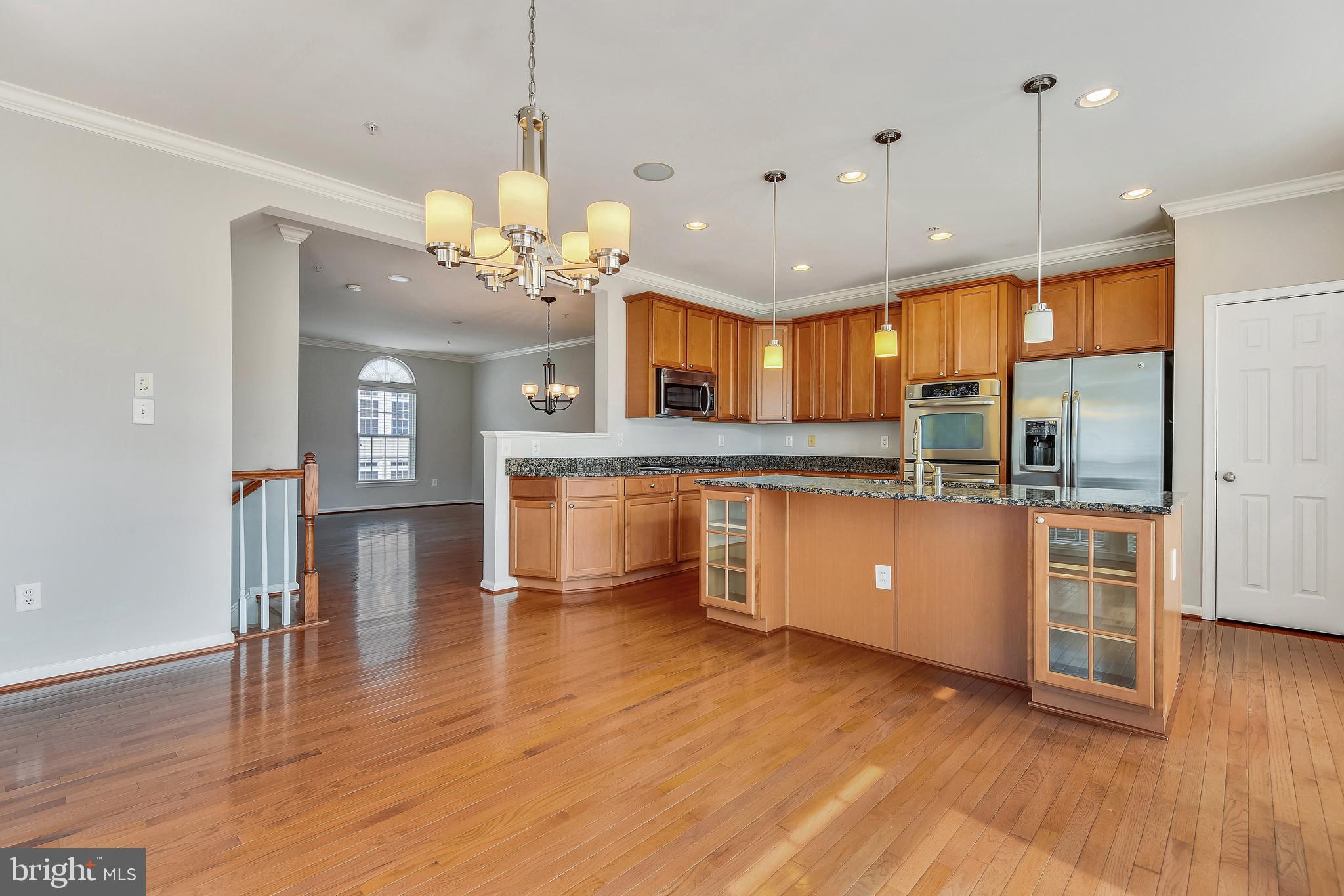 7652 Sandhurst Lane Hanover, MD 21076 - Photo 7 of 57