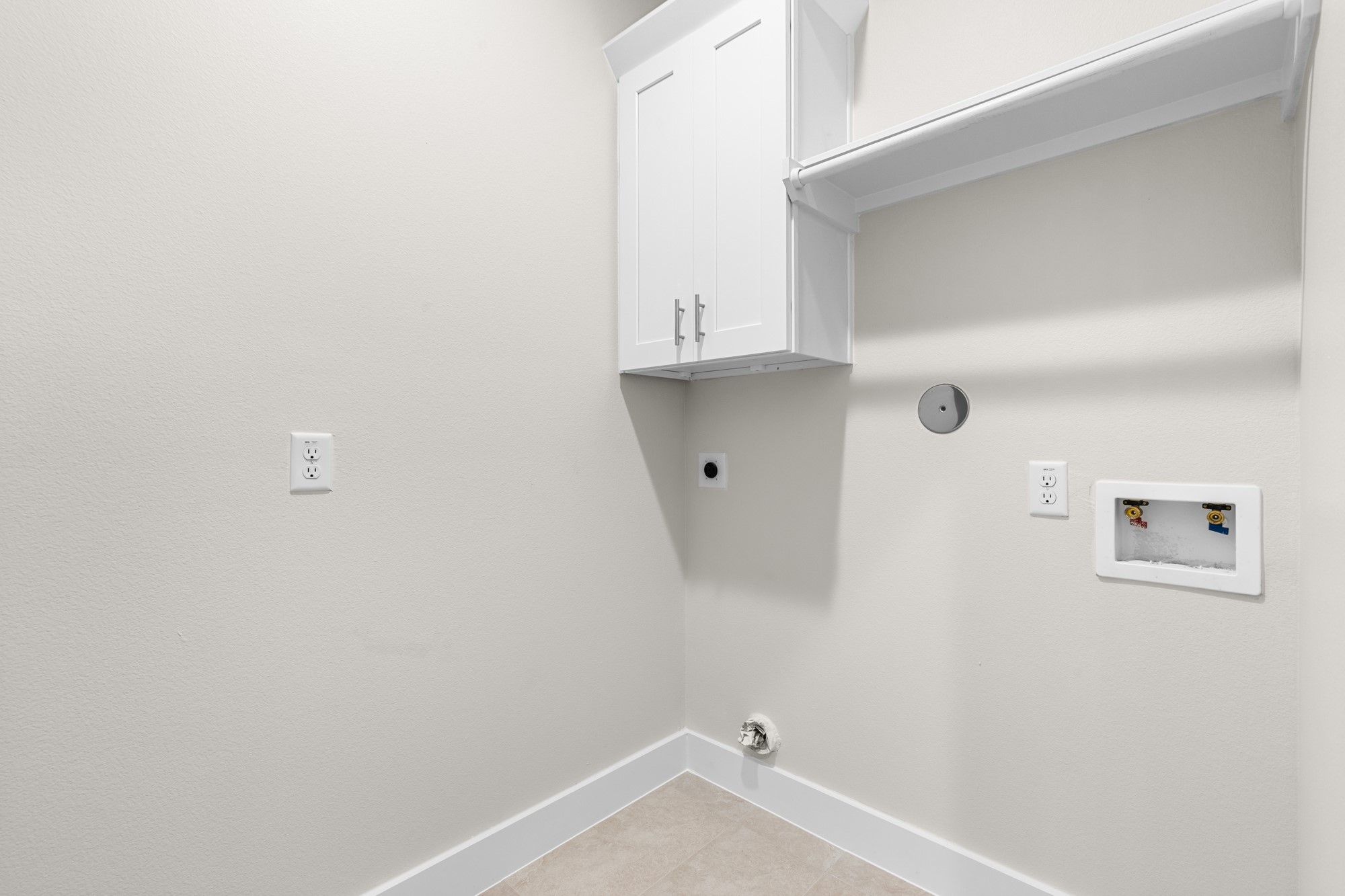 7322 Phillips Street Houston, TX 77088 - Photo 15 of 27 a view of an empty room