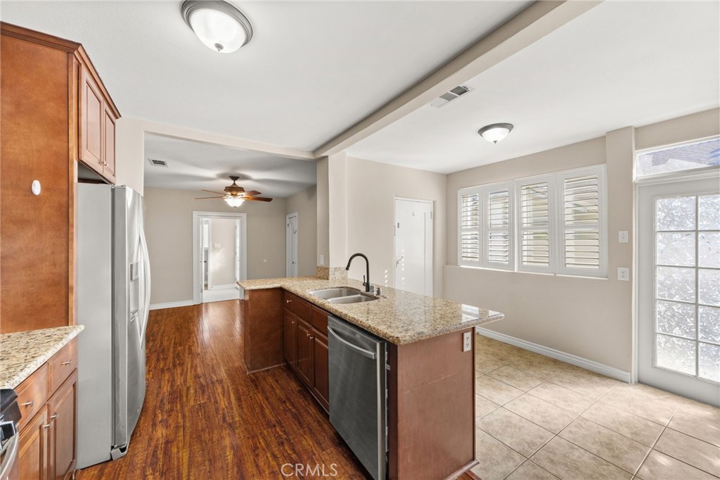 5555 Grand Riverside, CA 92504 - Photo 19 of 41