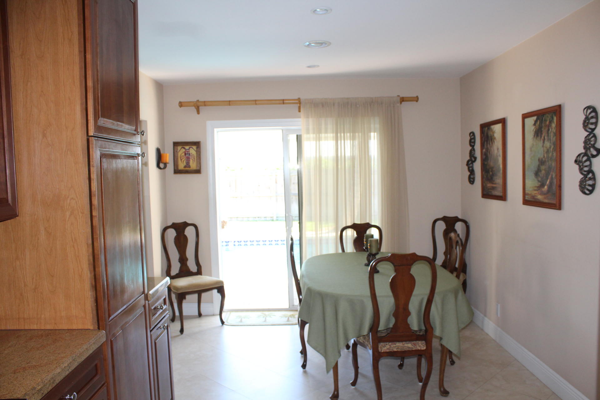 366 Elm Avenue Tequesta, FL 33469 - Photo 13 of 37 IMG_9655