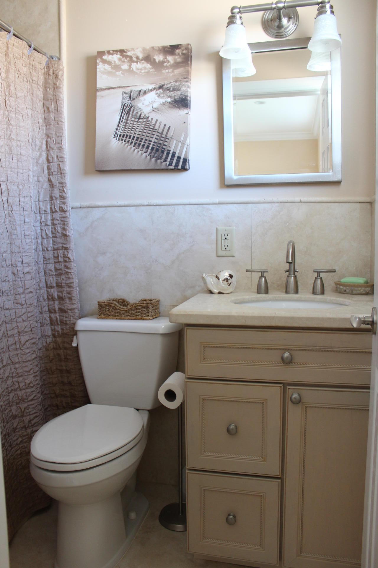 366 Elm Avenue Tequesta, FL 33469 - Photo 26 of 37 IMG_9669
