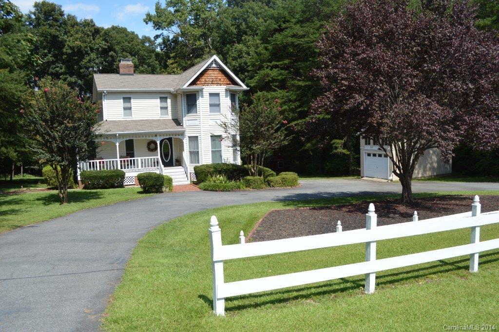 2565 Lake Shore Road South Denver, NC 28037 - Photo 1 of 18 Gallery Image 1