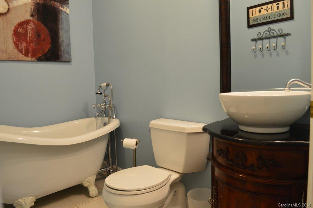 2565 Lake Shore Road South Denver, NC 28037 - Photo 17 of 18 Gallery Image 17