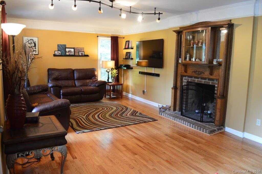 2565 Lake Shore Road South Denver, NC 28037 - Photo 6 of 18 Gallery Image 6