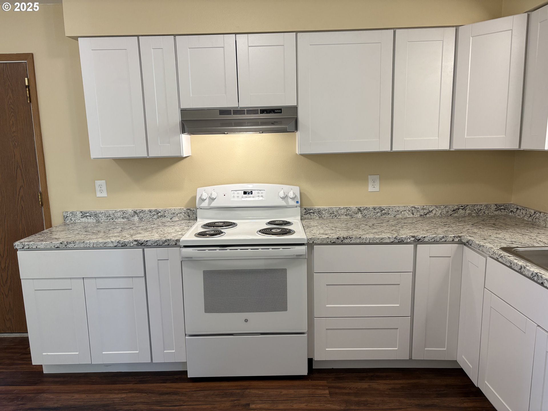 1004 22nd Street La Grande, OR 97850 - Photo 4 of 12