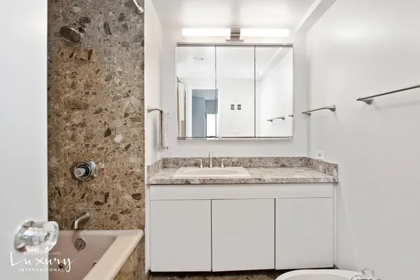 $8,900 | Undisclosed Address | Midtown East