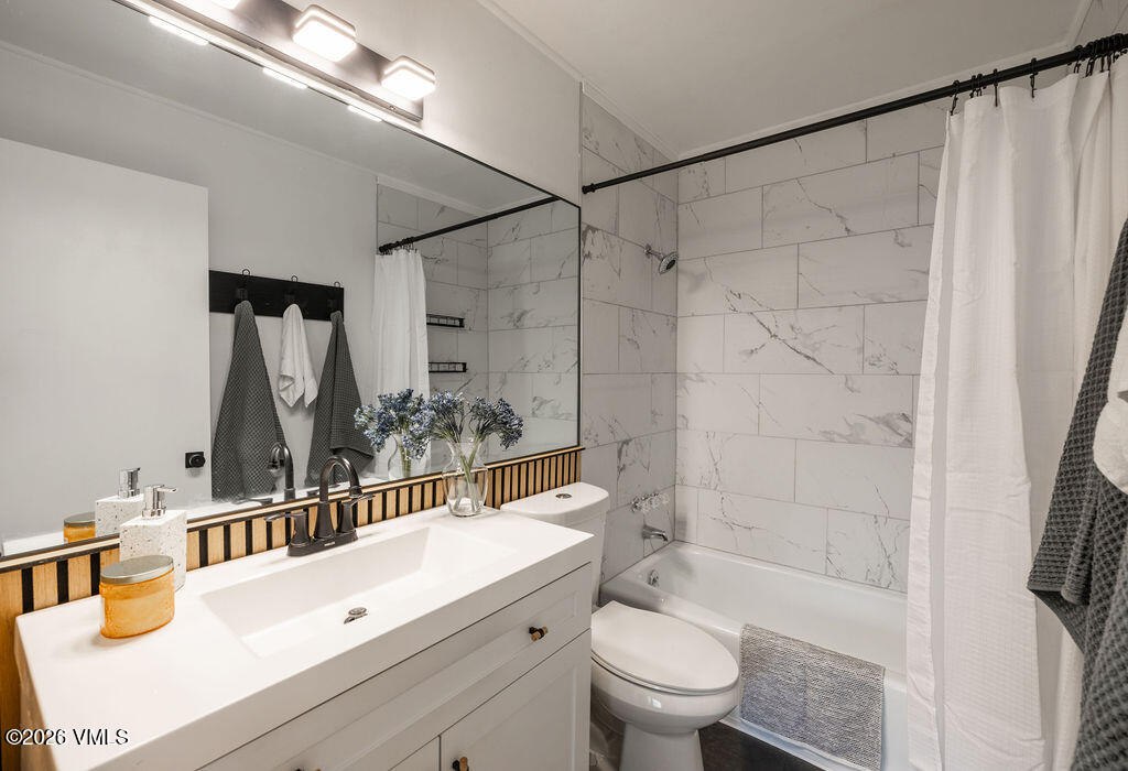 570 Homestead Drive, Unit 41 Edwards, CO 81632 - Photo 11 of 28 570_homestead_41_interior_bath01
