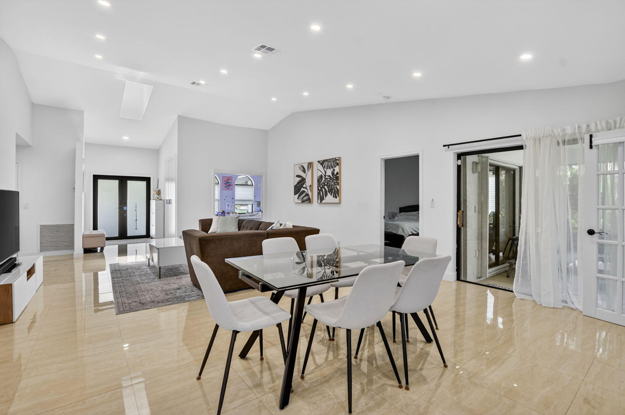 19700 Sedgefield Terrace Boca Raton, FL 33498 - Photo 12 of 61 13-web-or-mls-DSC_6747