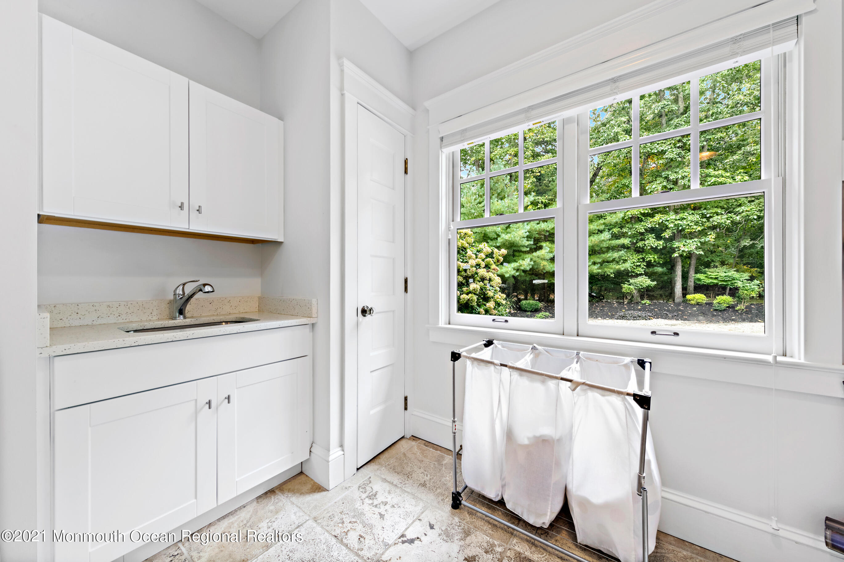 43 Muhlenbrink Road Colts Neck, NJ 07722 - Photo 37 of 89 43MuhlenbrinkInteriorOnline-68