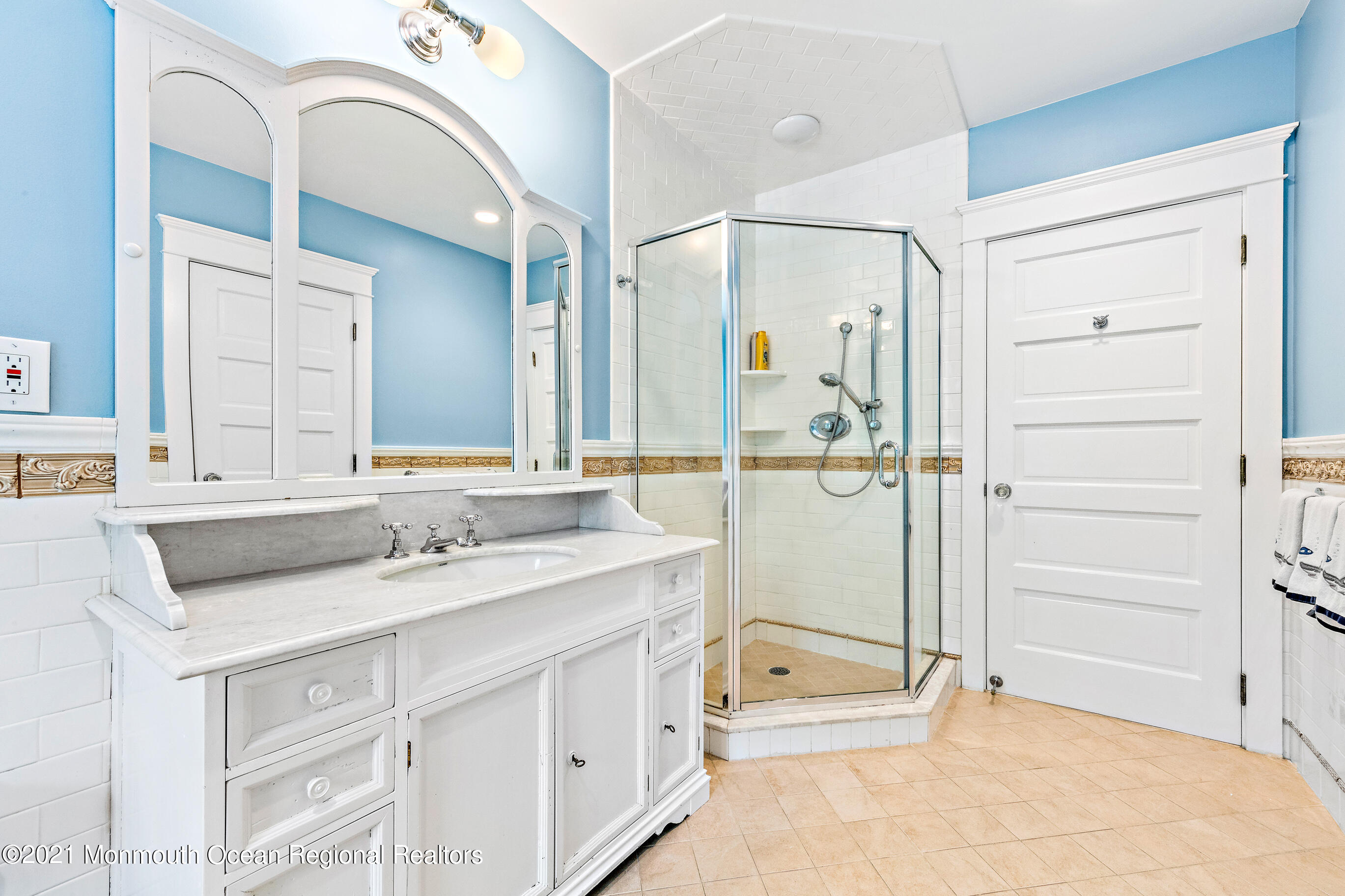 43 Muhlenbrink Road Colts Neck, NJ 07722 - Photo 64 of 89 43MuhlenbrinkInteriorOnline-60