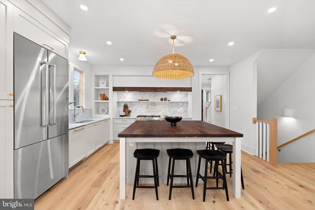 $2,225,000 | 803 Russell Road, Alexandria, VA 22301