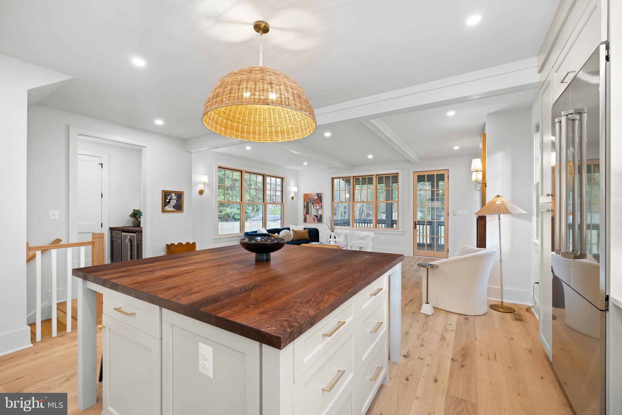 803 Russell Road Alexandria, VA 22301 - Photo 12 of 63