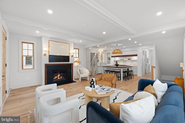 $2,225,000 | 803 Russell Road, Alexandria, VA 22301