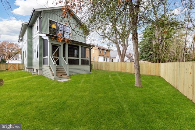 $2,225,000 | 803 Russell Road, Alexandria, VA 22301