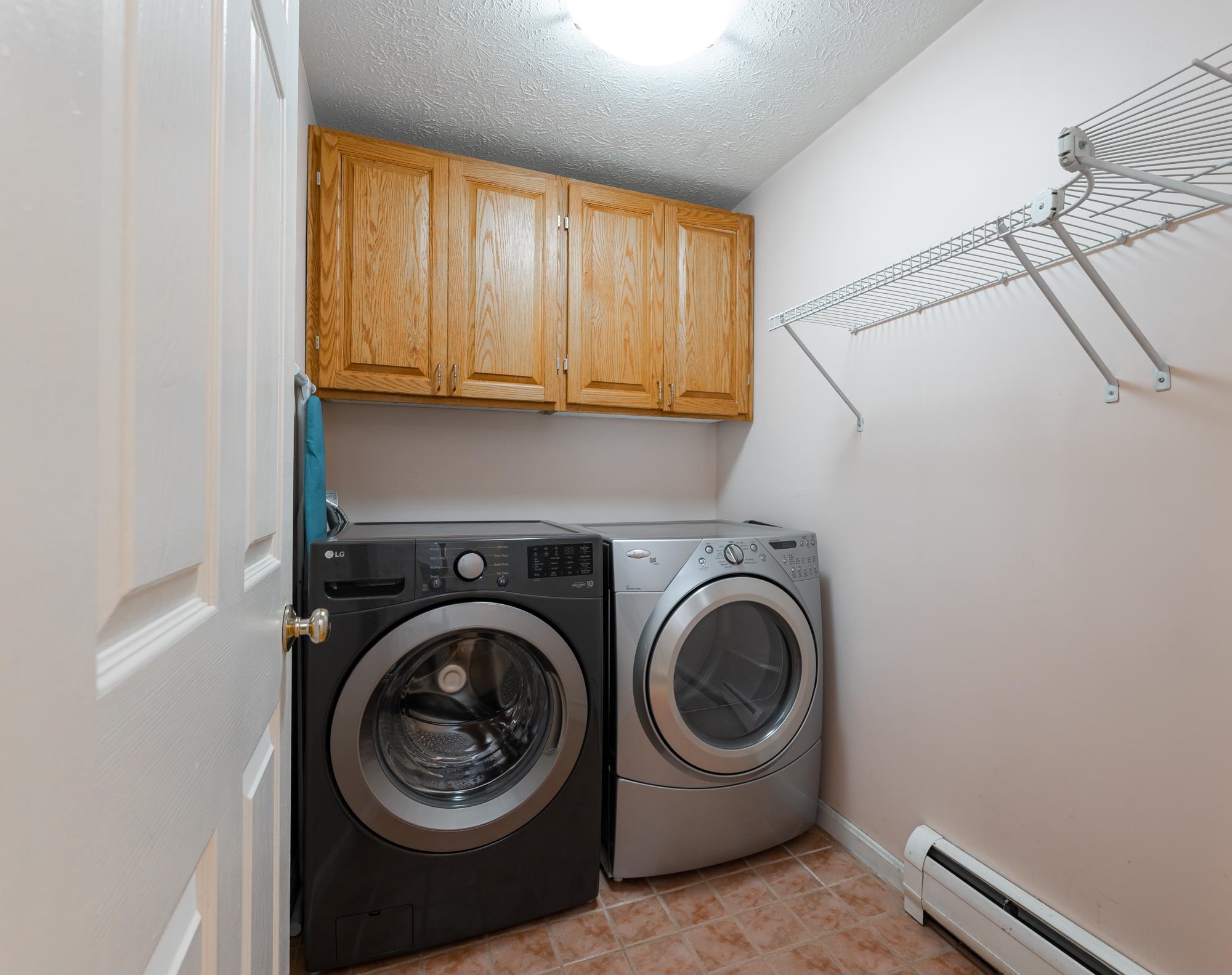 60 Pinecrest Drive Bedford, NH 03110 - Photo 6 of 46