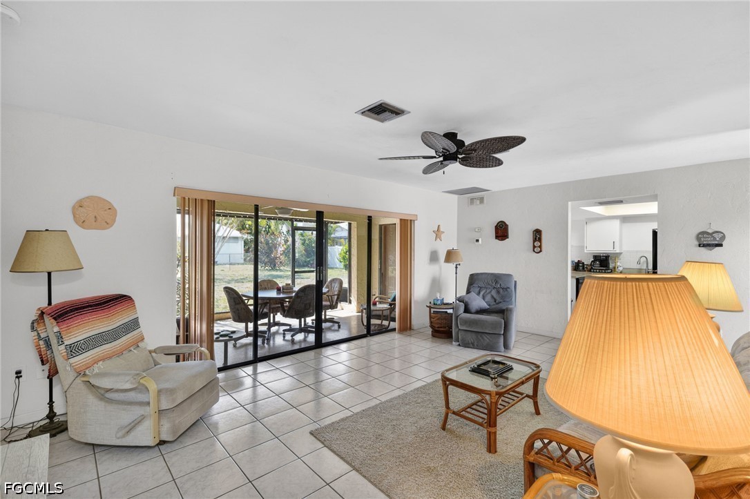 2132 Southwest 14th Place Cape Coral, FL 33991 - Photo 11 of 35