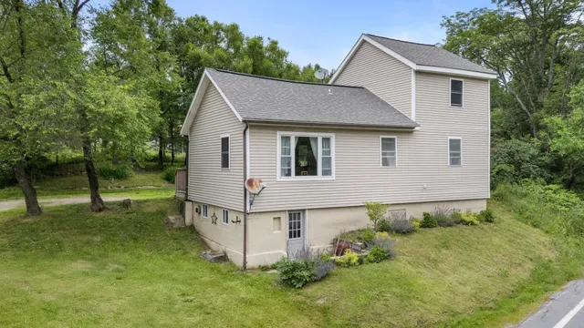 $330,000 | 6 Badger Road, Goshen, NH 03752