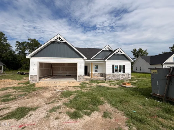 $349,900 | 3760 Chatsworth Drive, La Grange, NC 28551